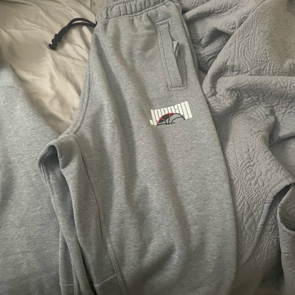 Brand new Jordan Jogger Too and bottoms - Picture 4 of 4